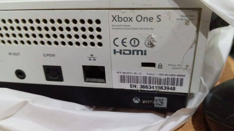 Xbox One S 2