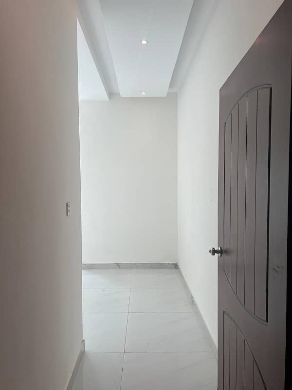 Renovated Upper Portion 3 Bed DD Is Available For Rent 9