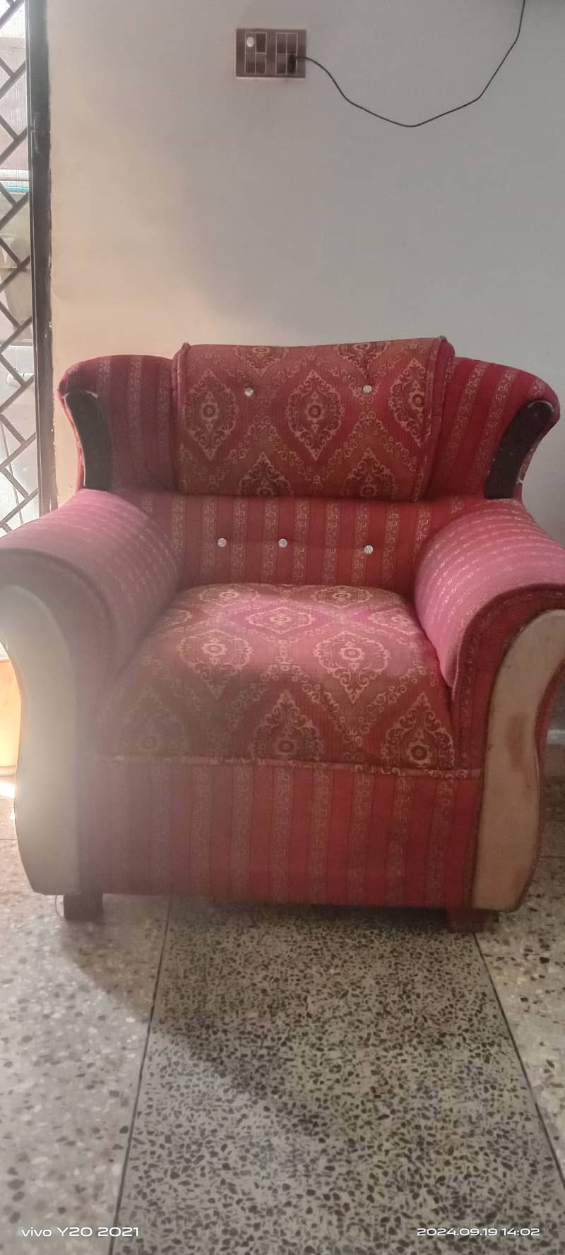 5 seater cozy solid wood sofa for sale 2