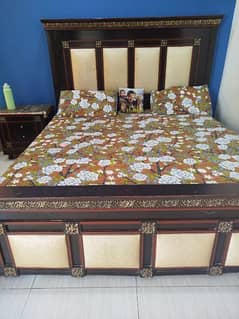 Double Bed Set with Side & Dressing Tables