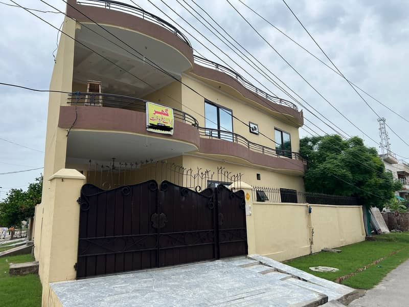 10 Marla Corner House For Sale Mustafa Town Hot Location 0