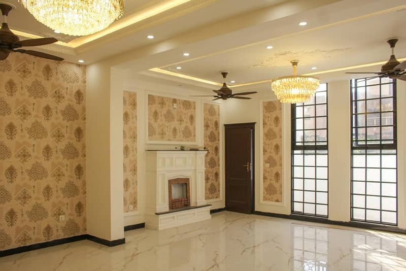 Brand New 11 Marla Corner House With 80ft Road Access & Sui Gas In Johar Town Phase 1 - Must See! 2