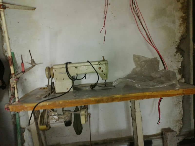 China sewing machine with servo motor 2