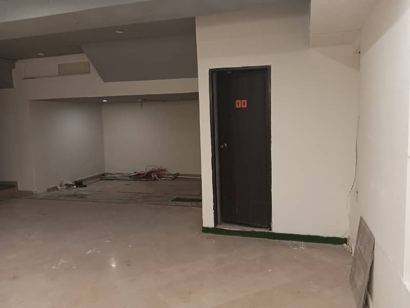 4 Marla Basment Office For Rent In DHA Phase 4,Block DD, Reasonable Price And Suitable Location for Marketing Work Pakistan Punjab Lahore. 7