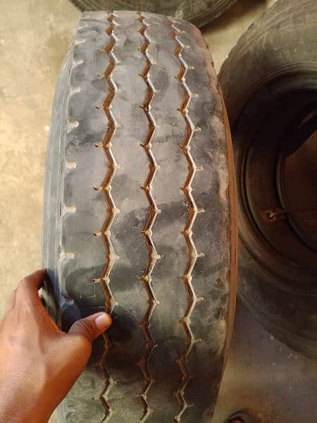 mazda 8.25 chigchaw tyre 6