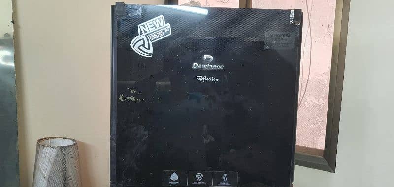 fridge dawlance perfwct working condition deep frost 65000 3