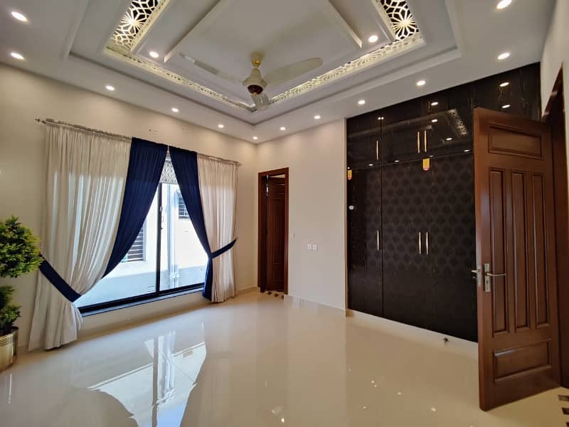 10 Marla brand new luxury house for sale 31