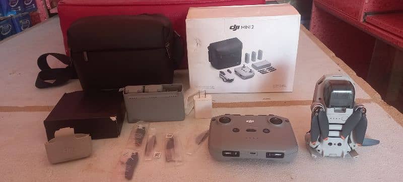 DJI mini 2 with fly more combo kit 5