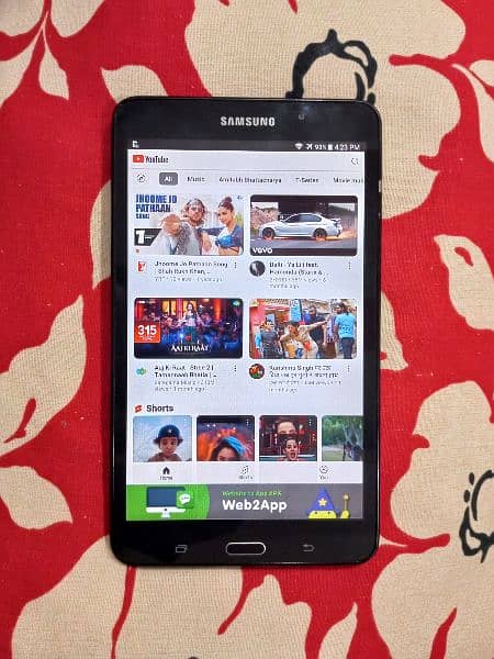 Samsung galaxy Tab 4 7 inches 3