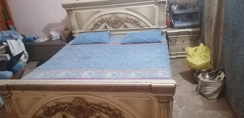 bed set bed + almari + side tables + mattress 2