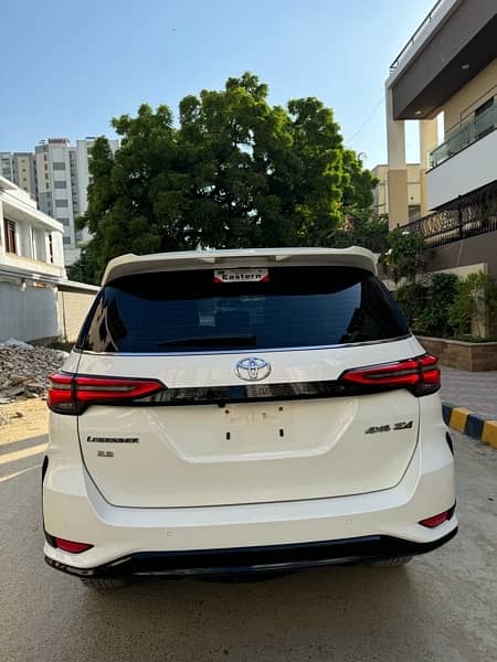 Toyota Fortuner Legender 2023 7