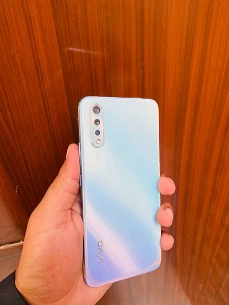 Aslam o Alikum Im selling S1 vivo 0