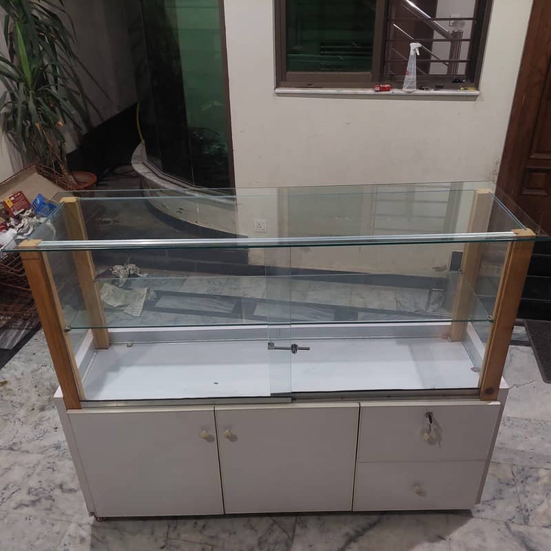 Shop counter for sale 9