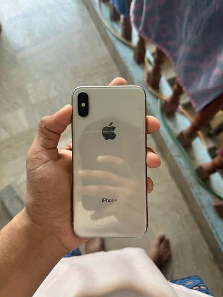 iphone x 64gb offical pta approved 10/10 with only box 6