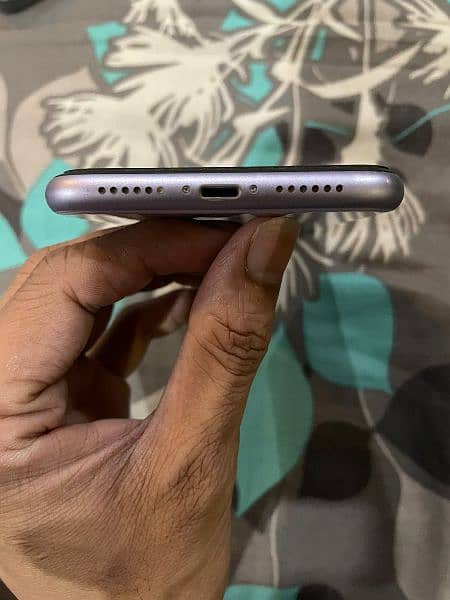 Iphone 11 64 Gb Non PTA Non Active 5