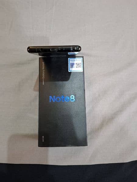 Samsung Galaxy Note 8 Genuine 6 / 64 4