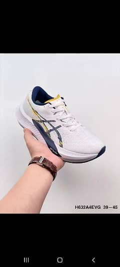 asics megic speed