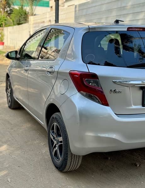 Toyota Vitz 2014 5