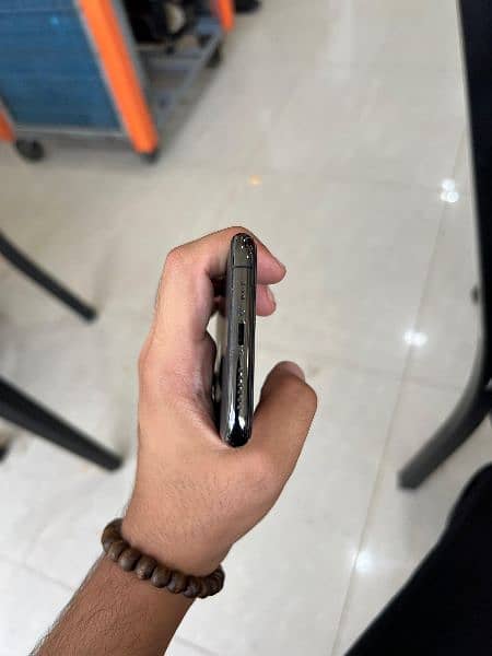 Iphone 11 pro NON PTA (jv) 5