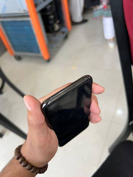 Iphone 11 pro NON PTA (jv) 6