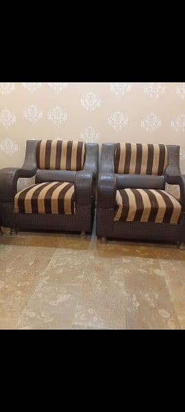 5 seater sofa urjent sale Abhi sale krna 03172740278 2