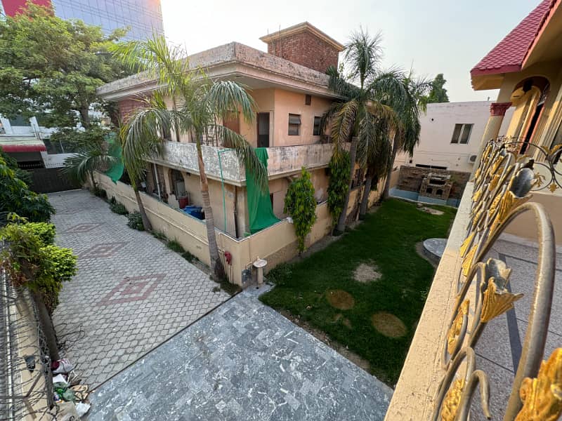 1 Kanal House for Rent in DHA Phase 2, R Block Ideal Location! 7