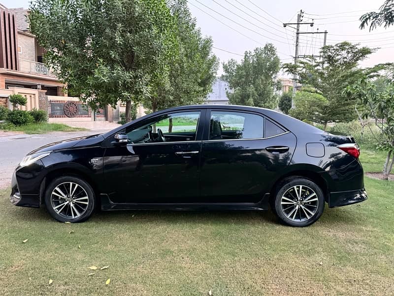 Toyota Altis Grande 2022 3