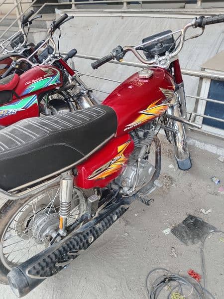 Honda CG 125 Four stock bike Good Condition For Sale 3