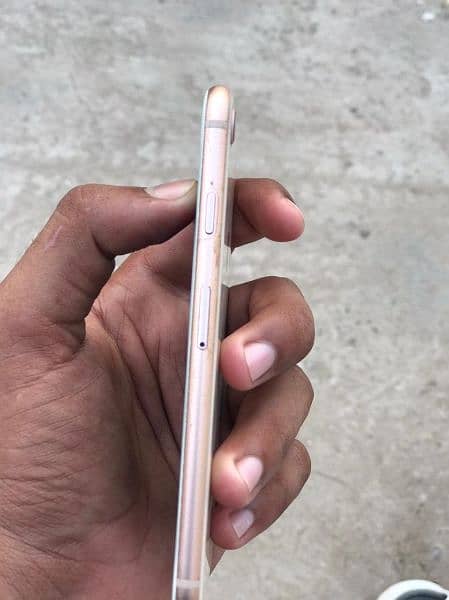 iPhone 8 pta 64gb 1