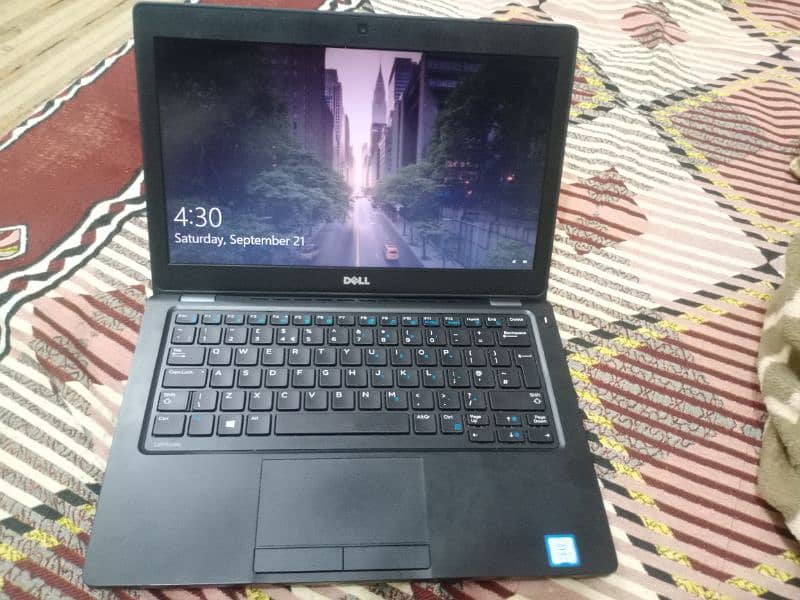 LAPTOP 1