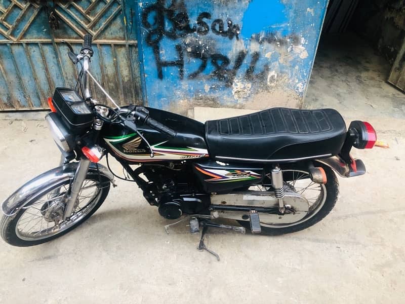 Honda CG125  Model 2016  Sanger nawashah registered 1