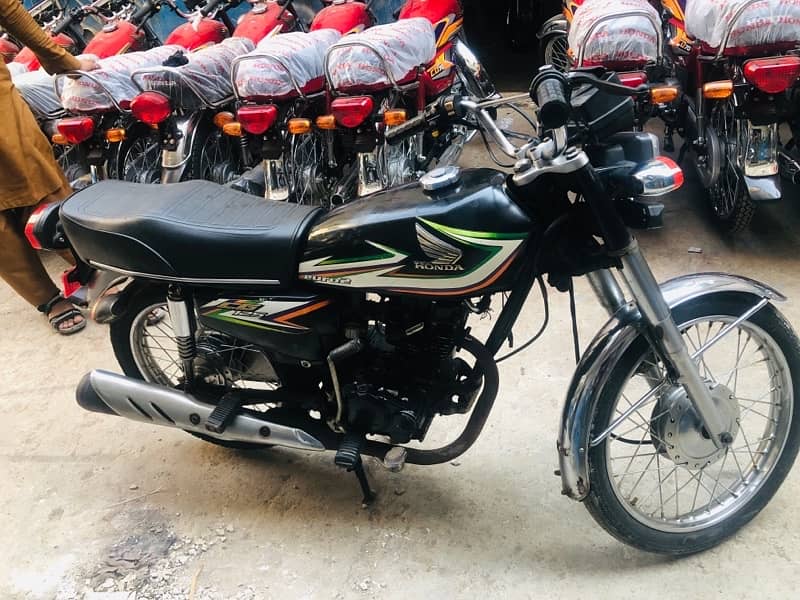 Honda CG125  Model 2016  Sanger nawashah registered 6