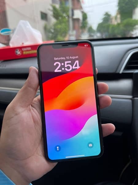 Iphone 11 pro max pta approved 1