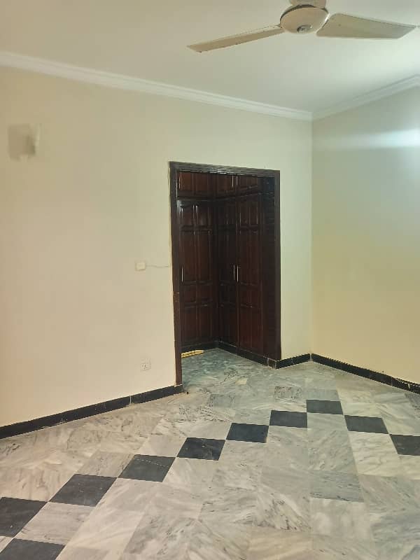 4 bedroom upper portion for rent demand 140000 4