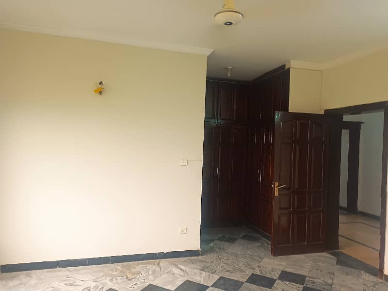 4 bedroom upper portion for rent demand 140000 7