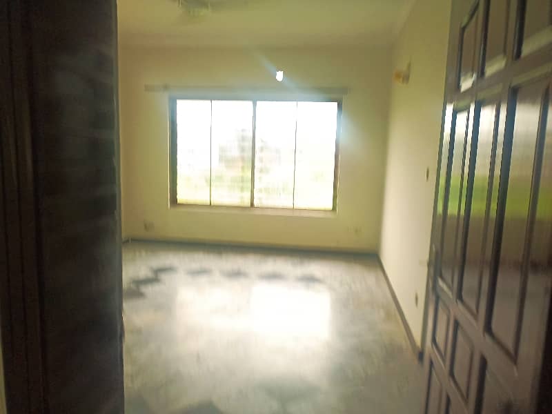 4 bedroom upper portion for rent demand 140000 10