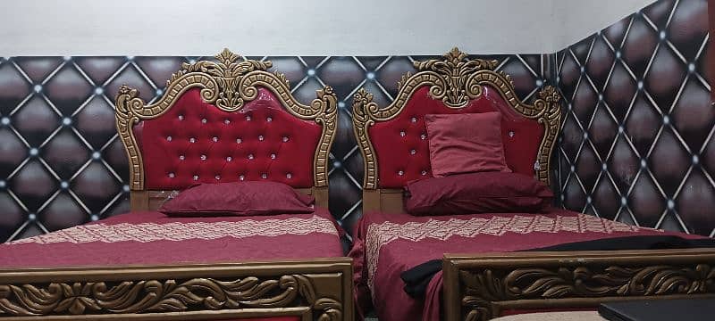 almost new single bed set for sale 0