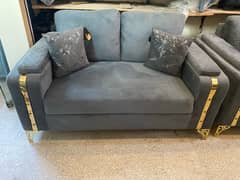 sofa set complete six seaters very fine quallity