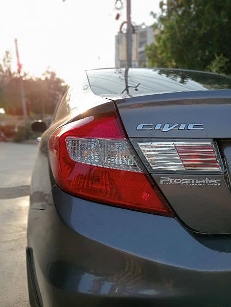 Honda Civic VTi Oriel Prosmatec 2013-2014 In full Orignal Condition 7