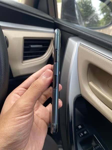 Iphone 11 pro back cracked,only phone. whatsapp number 0335-0588886 3