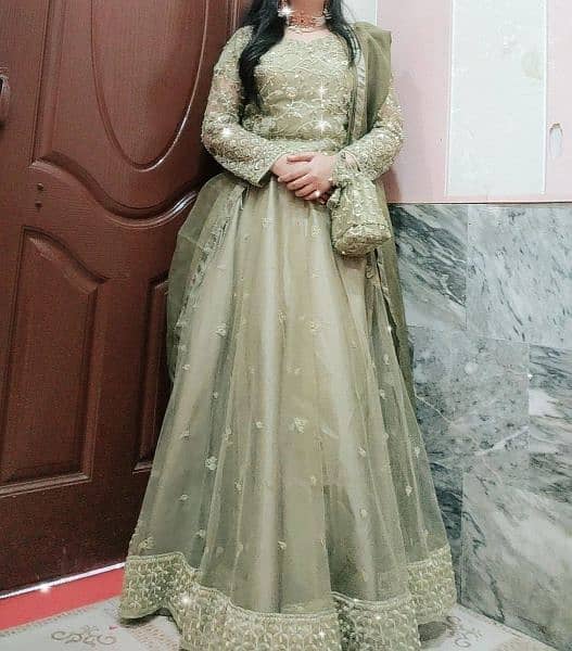 formal lehenga / wedding lehenga 0