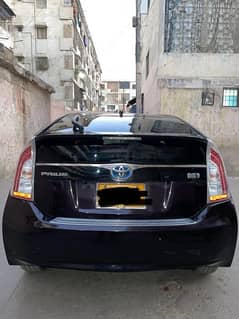 Toyota Prius 2012 S led 1.8