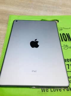 iPad 6th generation 32 gb All okay bypass. Location farooqabad 0