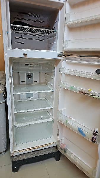 Hitachi refrigerator 110 0