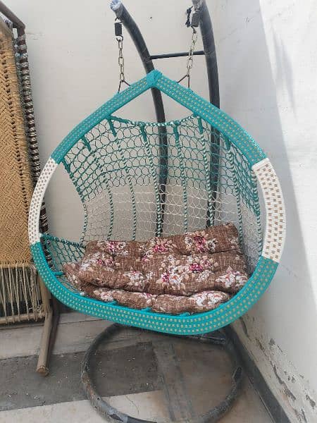 New swing jhola 4 din pehle purchase kiya. . . 03228842510 1