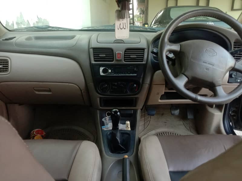 Nissan Sunny 2005 EX saloon 4