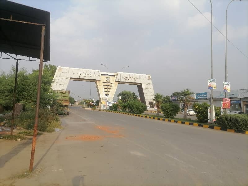 Corner sale A Residential Plot In Faisalabad Prime Location 3