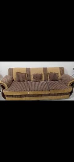 selling 7 seater sofa set