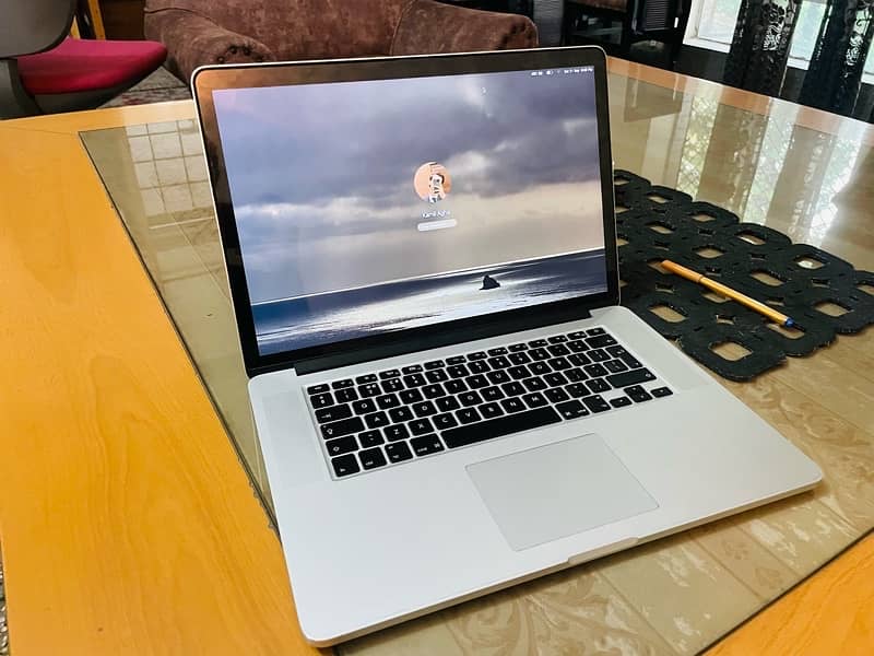 MacBook Pro Mid 2014 15” Display 4