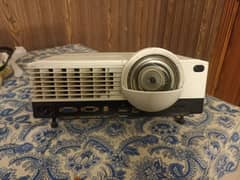 RICOH PJ WX4241N SHORT THROW (ST) 4K PROJECTOR